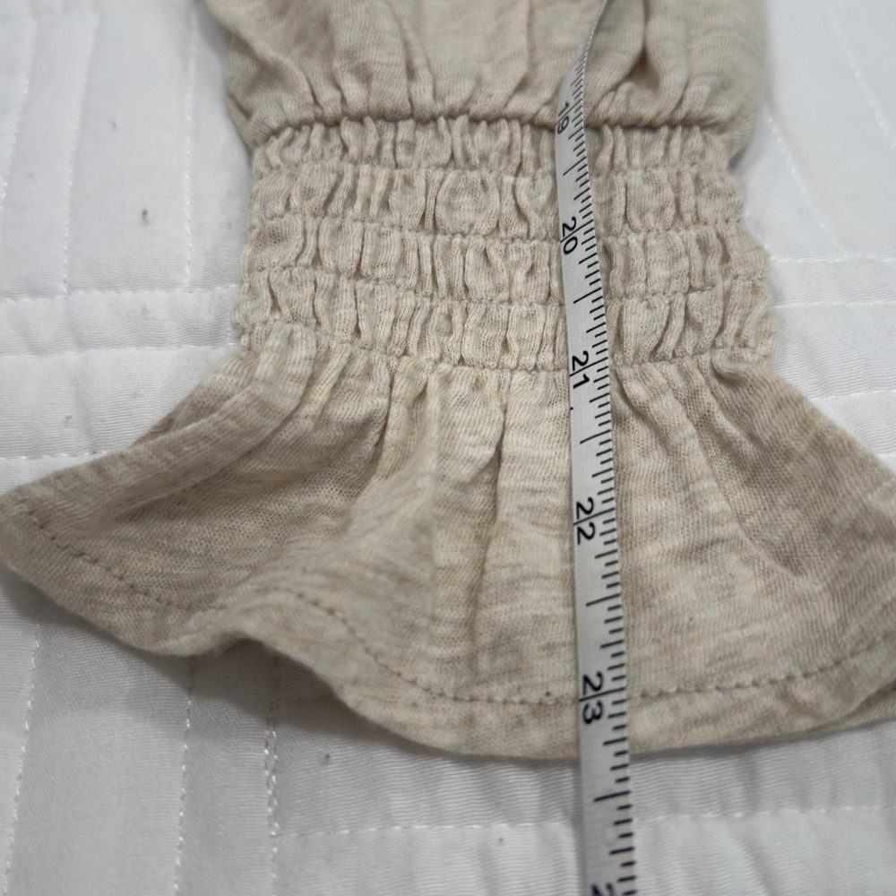 ana A New Approach Oatmeal Heather Ruffle Shoulder Smocked Top PS NEW - Picture 9 of 9